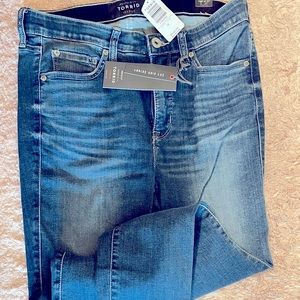 NWT Sky High Skinny Torrid jeans